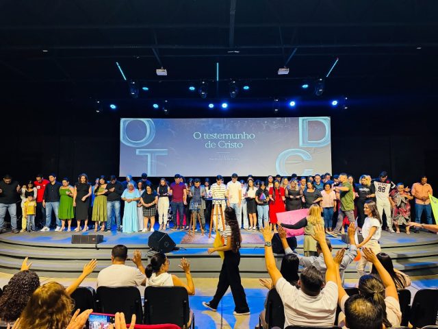 ✨🙏 Neste final de semana vivemos algo extraordinário em nosso Encontro com Deus!
Foram cerca de 100 pessoas reunidas em um só propósito: experimentar o amor transformador de Cristo. 💖🔥
